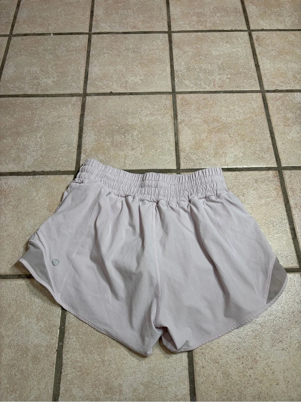 Lululemon Hotty Hot High-Rise Short *2.5